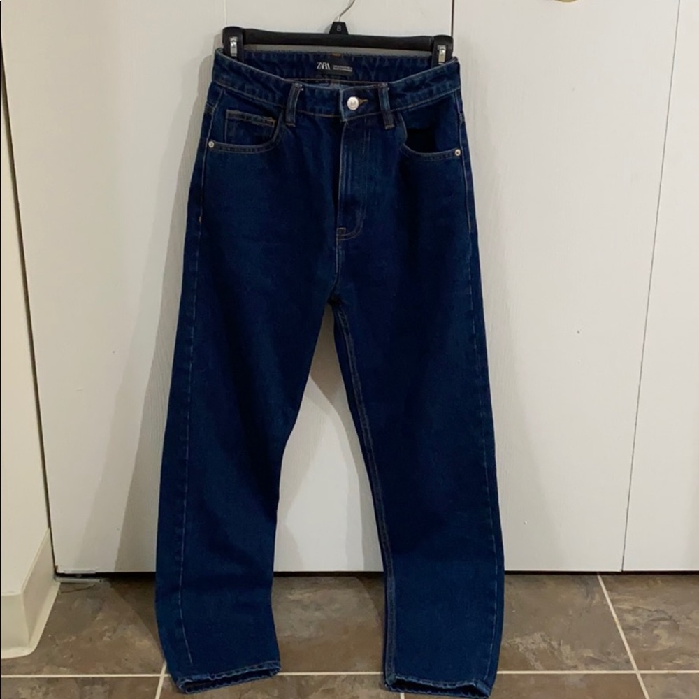 ZARA boyfriend/mom jeans
